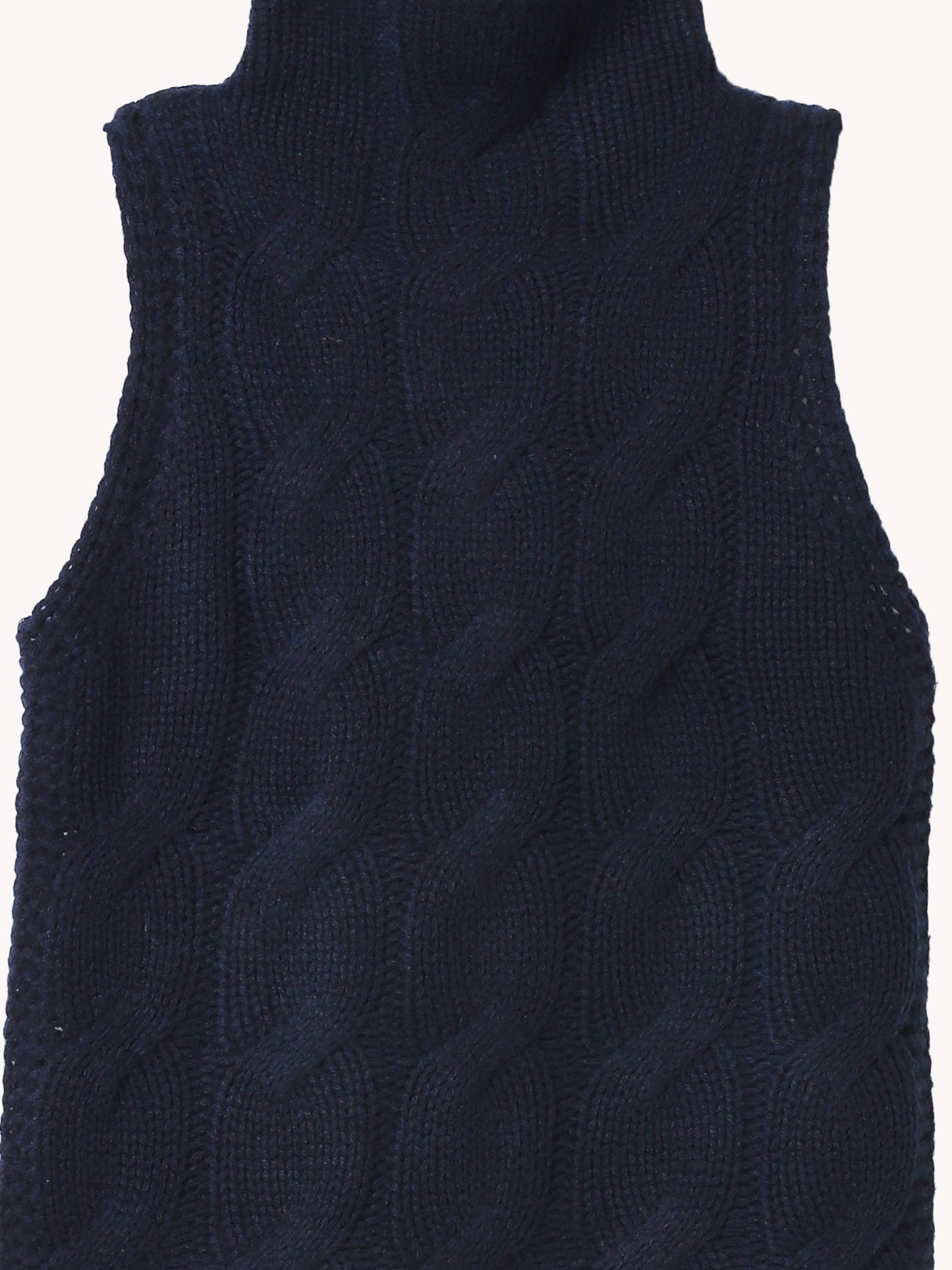 SALVIA SLEEVELESS CABLE TURTLENECK