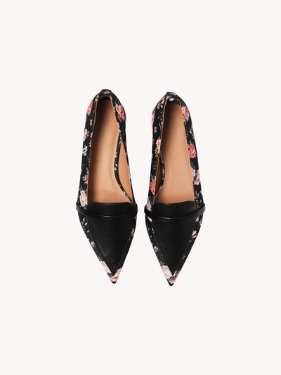 DORA FLAT