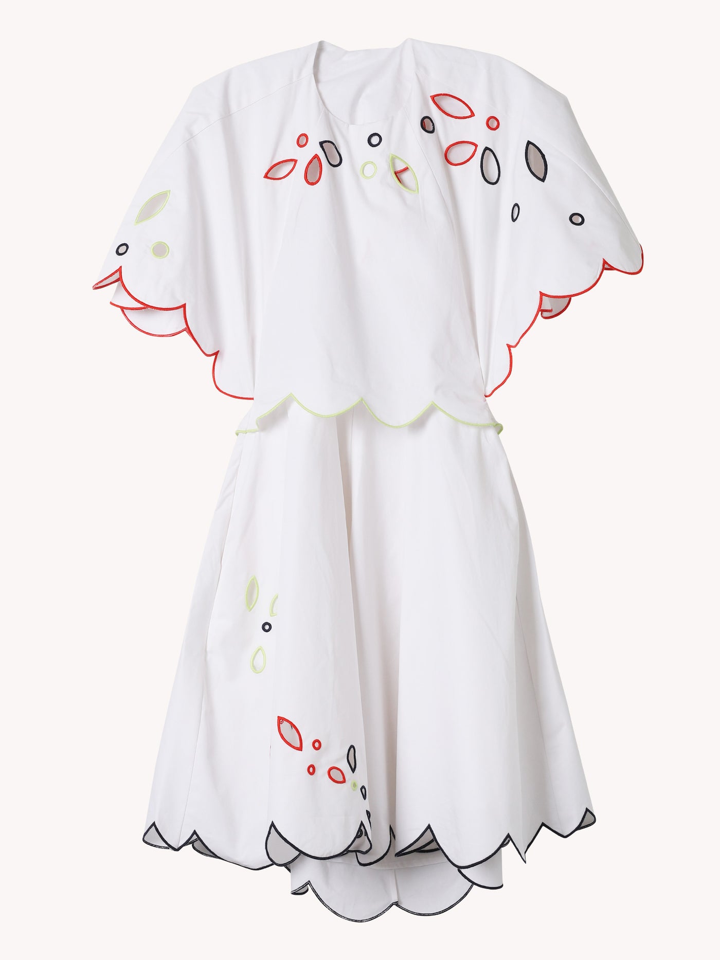 SCALLOPED BUTTERCUP DRESS IN EYELET COTTON POPLIN