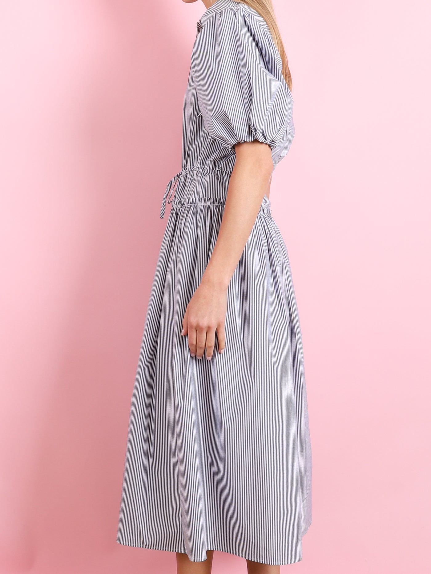 STRIPE DRESS IN BLUE