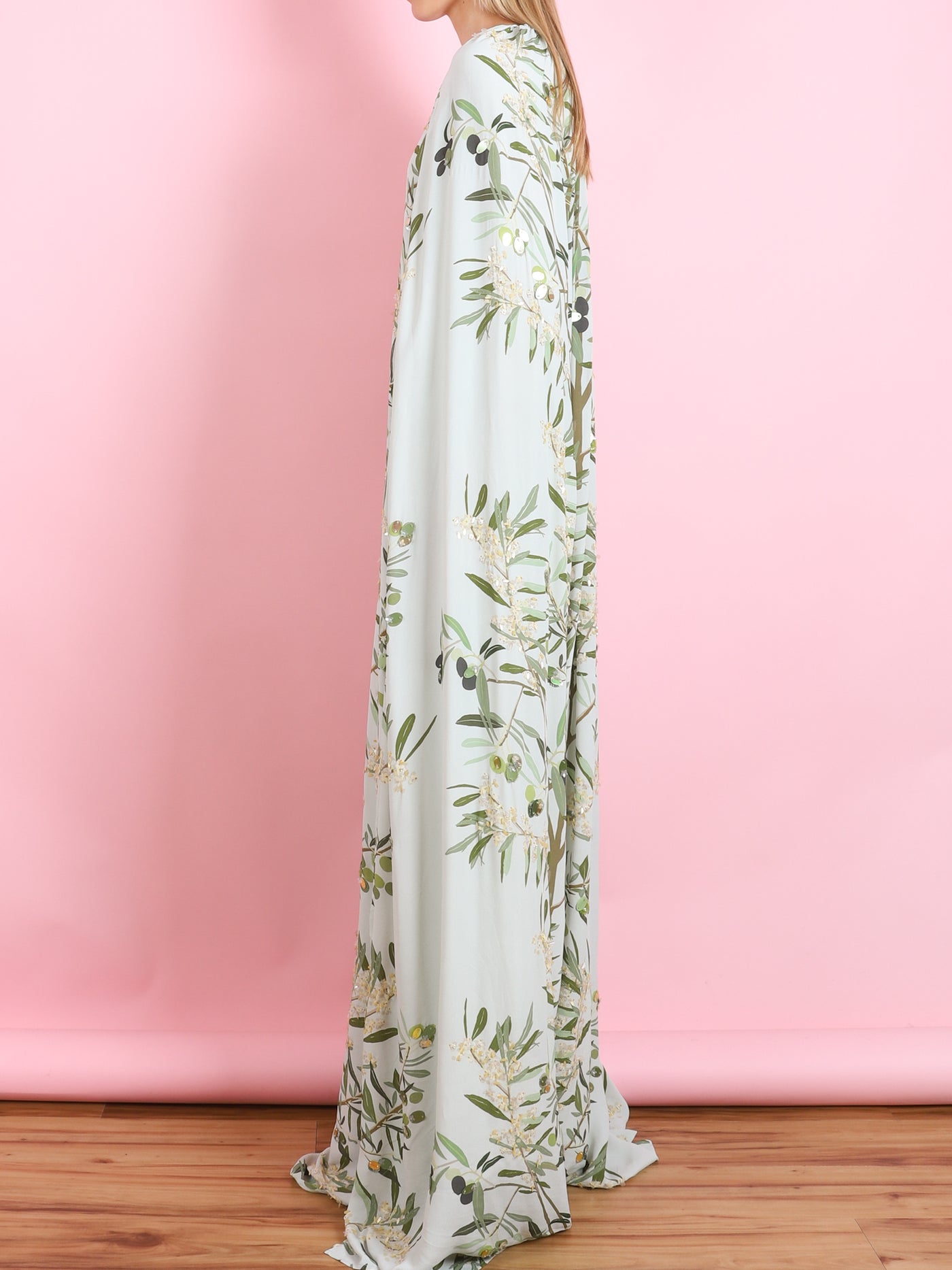 MINNIE CAPE DRESS