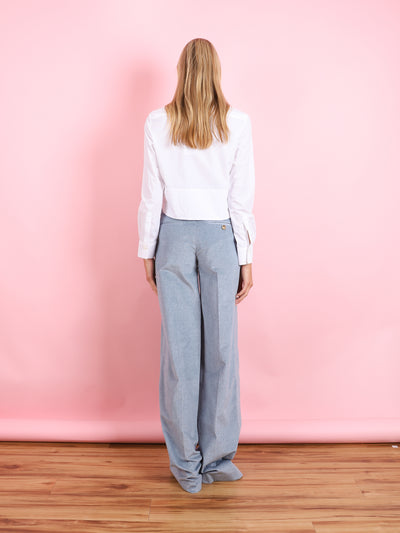 WHITE CROP BUTTON DOWN