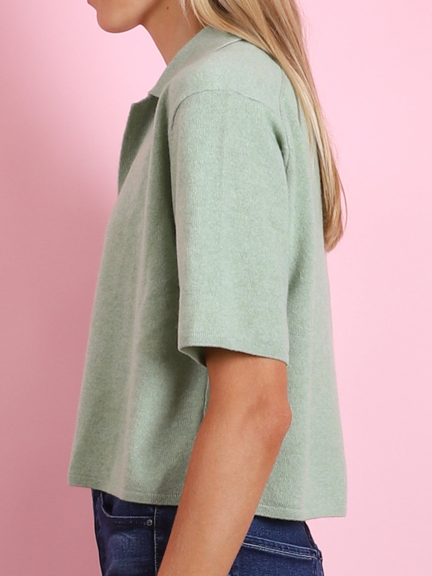 NEELA T-SHIRT