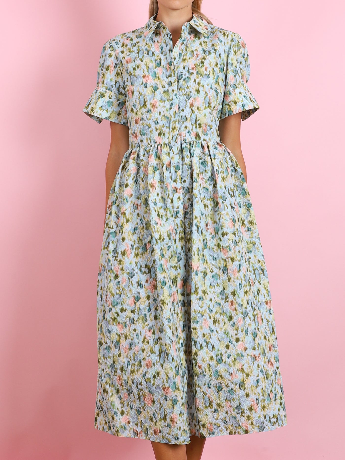 SHORT SLEEVED MIDI DRESS