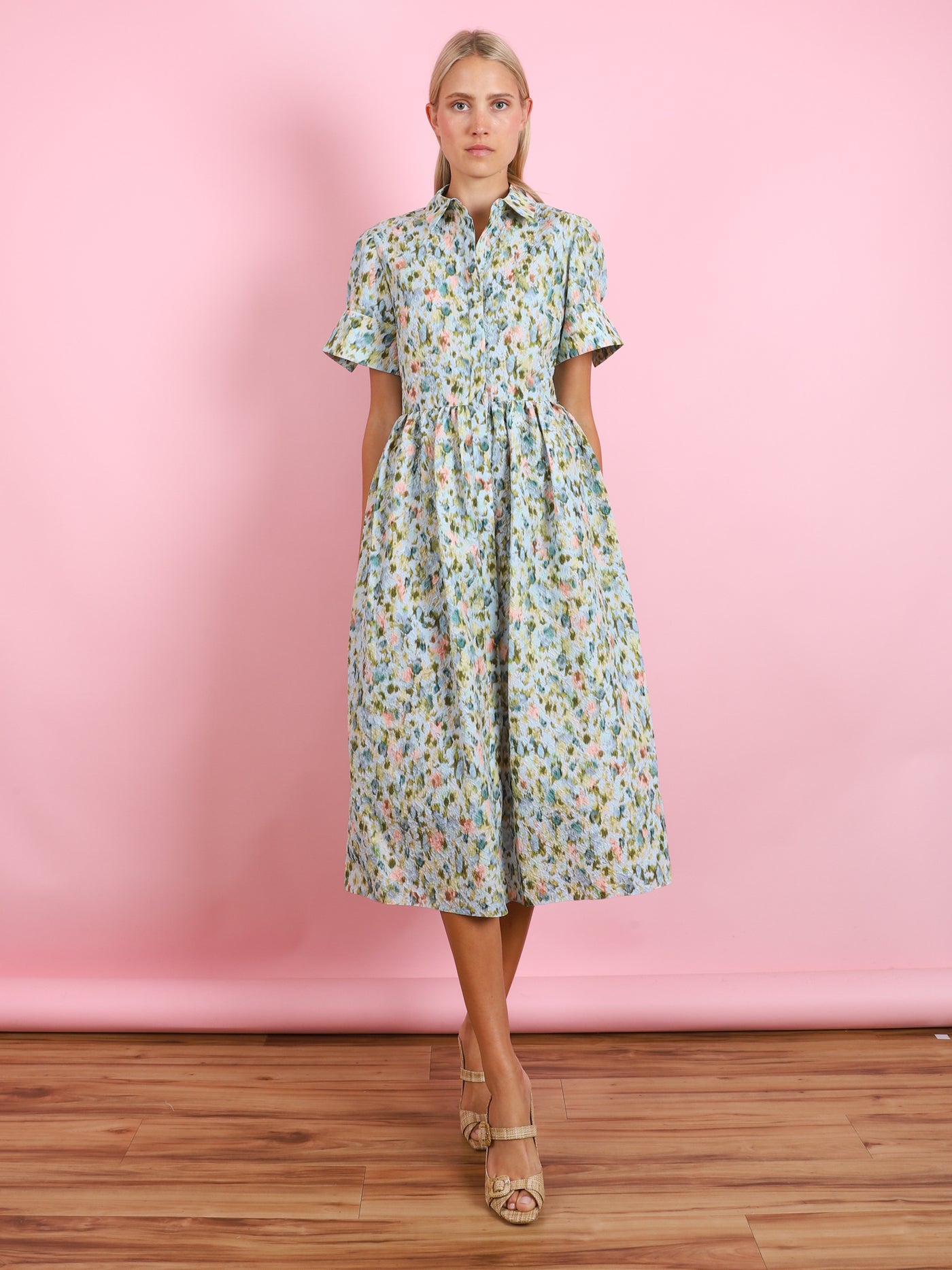 SHORT SLEEVED MIDI DRESS