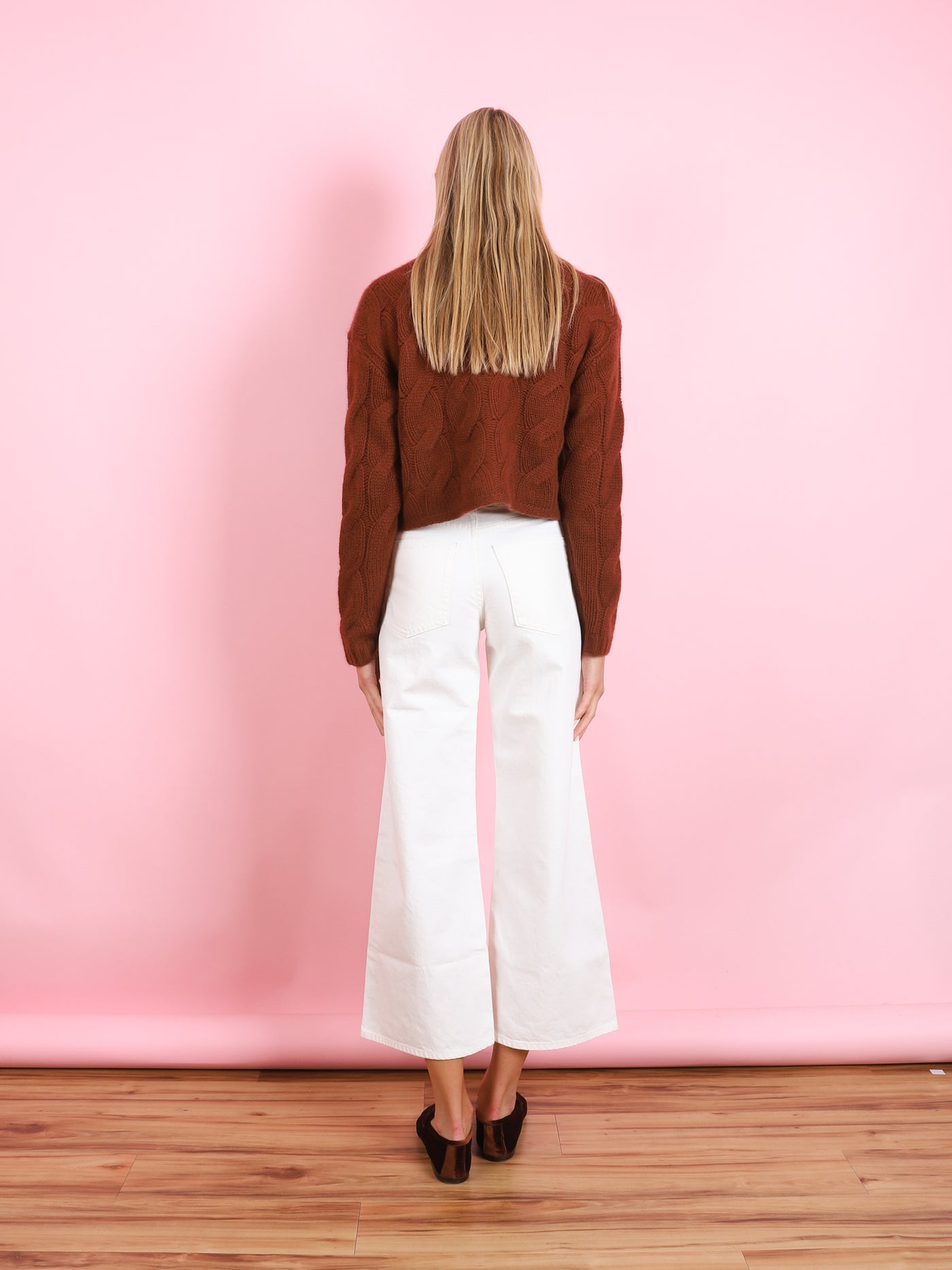 JOLIE V NECK CROPPED CABLE CARDIGAN
