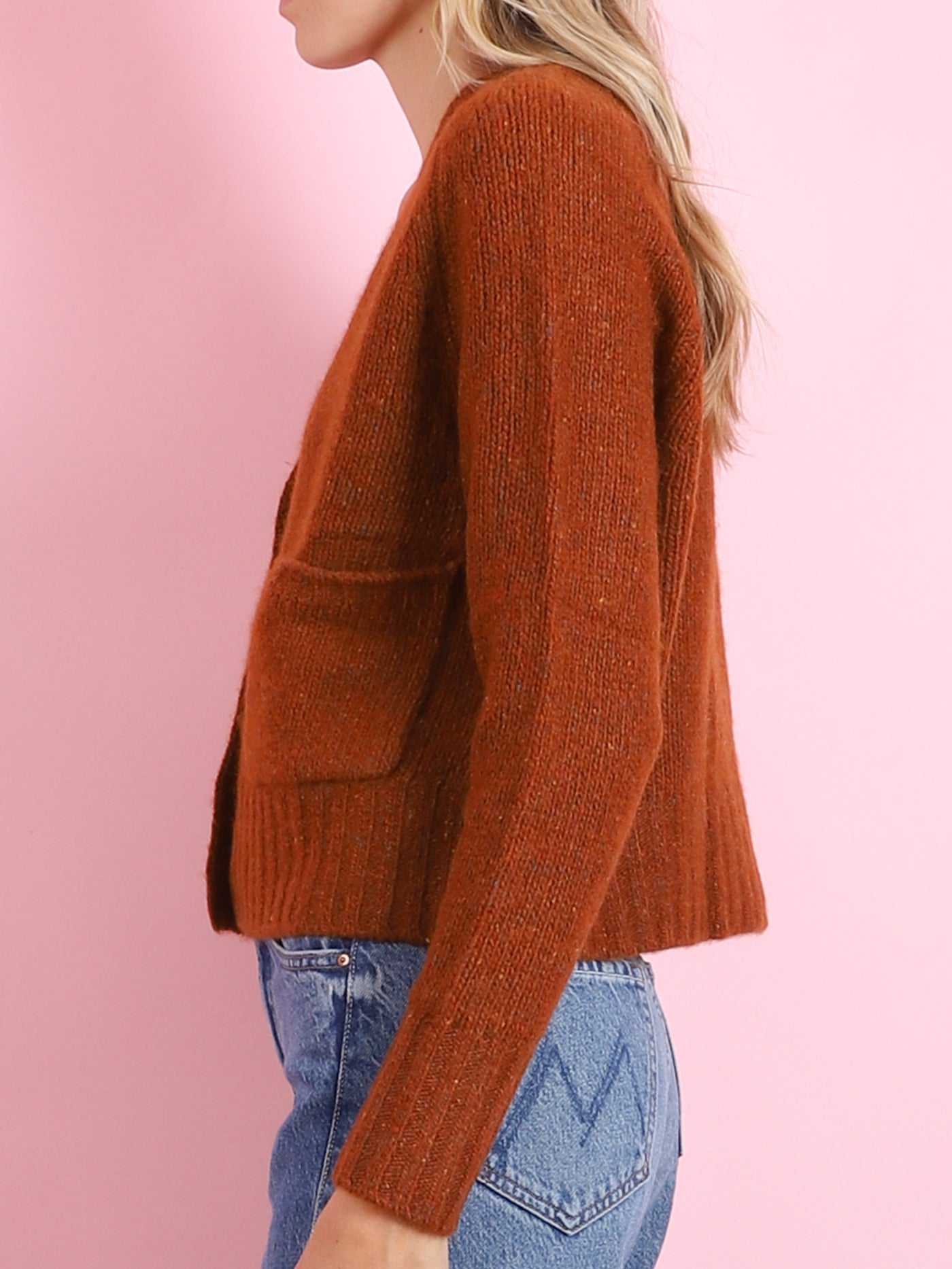 V-CARDIGAN WITH POCKETS