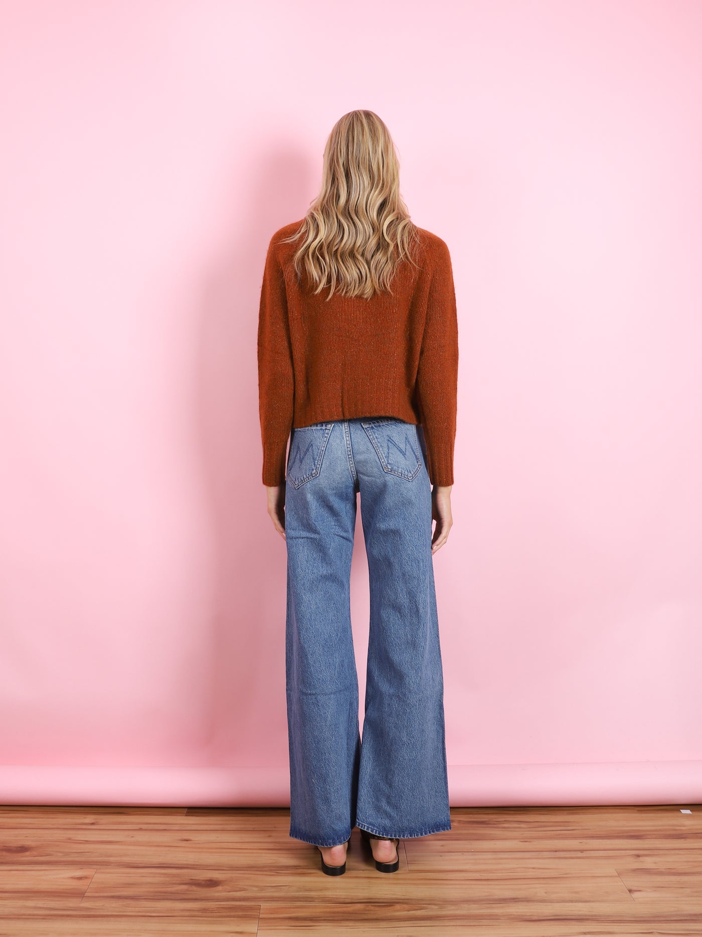 V-CARDIGAN WITH POCKETS