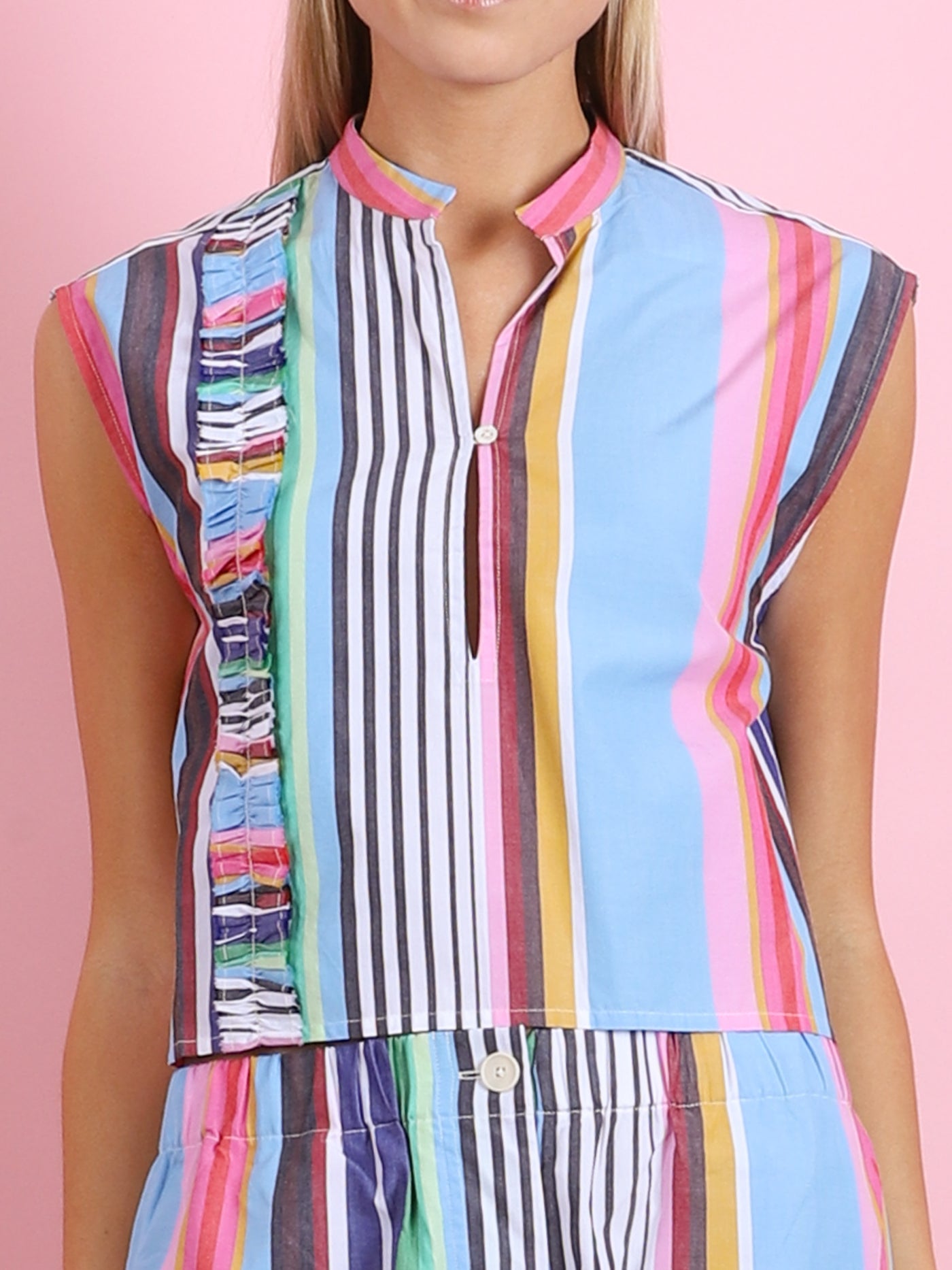 MULTICOLOR STRIPE TOP