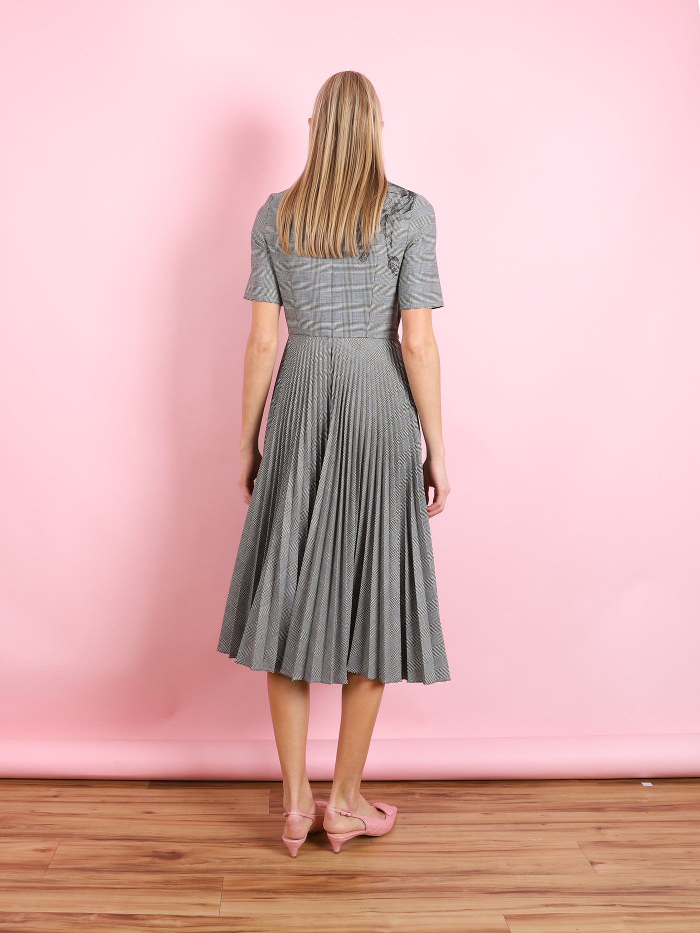 SHORT SLEEVE PLEATED MIDI DRESS