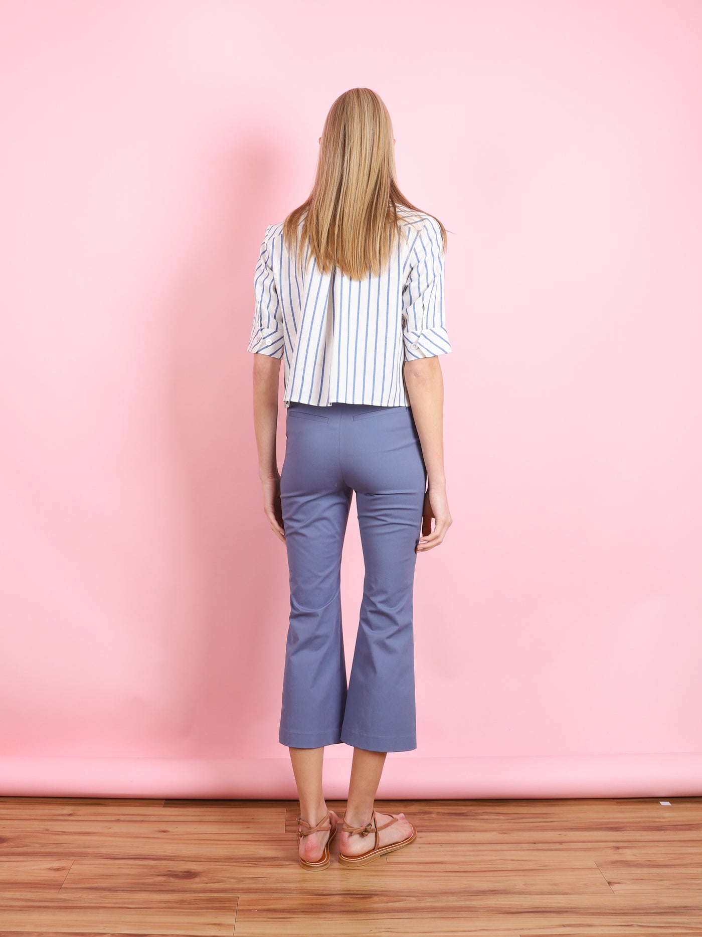 Kick Flare Crop Pant in Blue