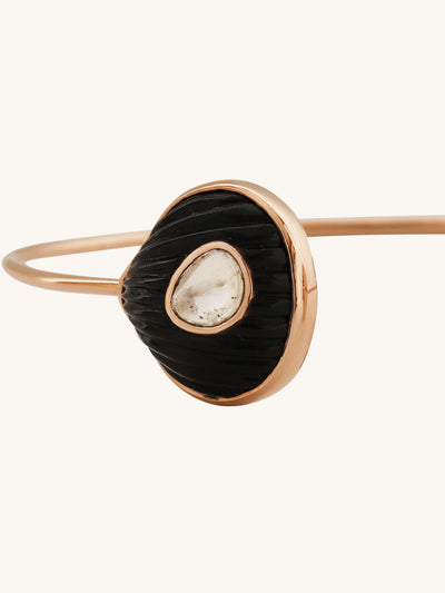 Anadara Onyx Shell with Polki Diamond Cuff